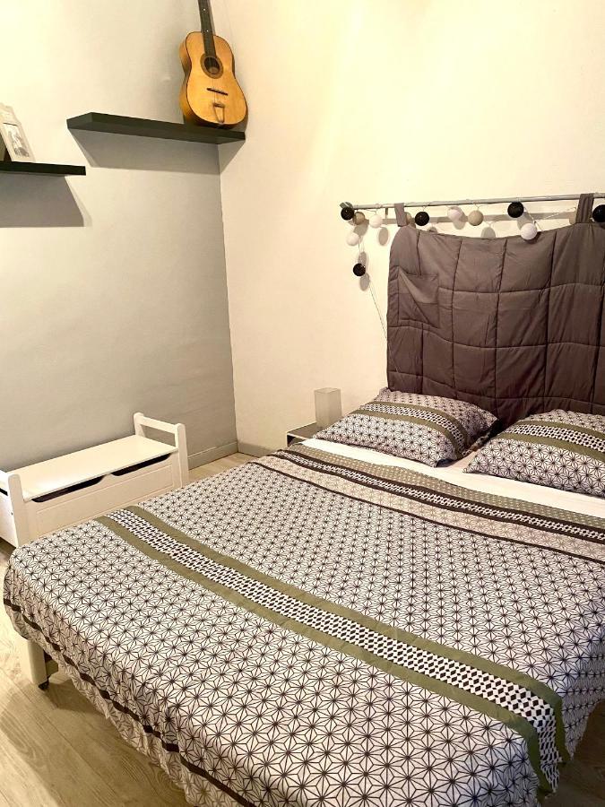 Appartement rue piétonne Breil sur Roya Extérieur photo
